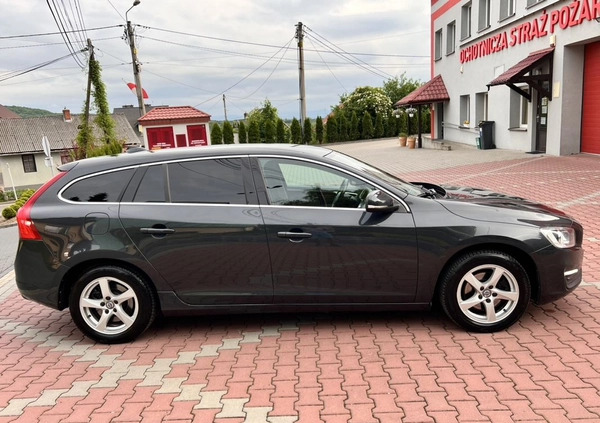 Volvo V60 cena 37900 przebieg: 297677, rok produkcji 2015 z Kowary małe 631